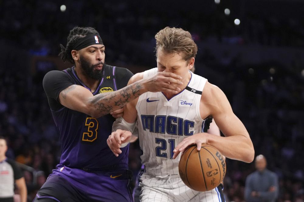 染红国脚将 染红国脚将