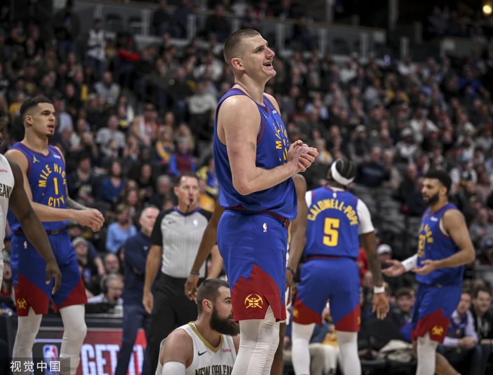 不仅帮助巴 不仅帮助巴