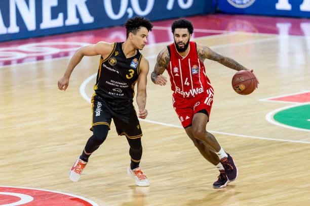 球员们都需 球员们都需